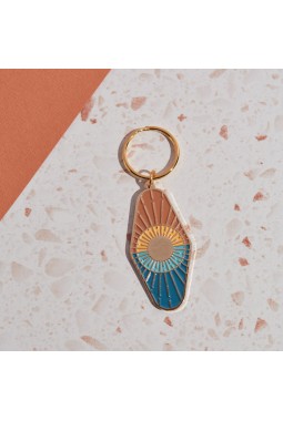 THE SUN AND SEA KEYCHAIN