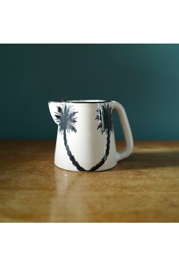 THE SMILING TWIN PALMS PORCELAIN PITCHER THE SMILING TWIN PALMS PORCELAIN PITCHER