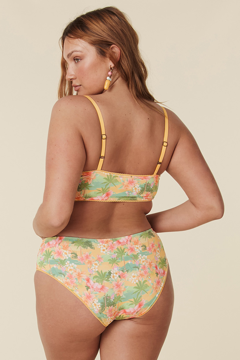THE TROPICAL HAVANA BLOOMERS THE TROPICAL HAVANA BLOOMERS